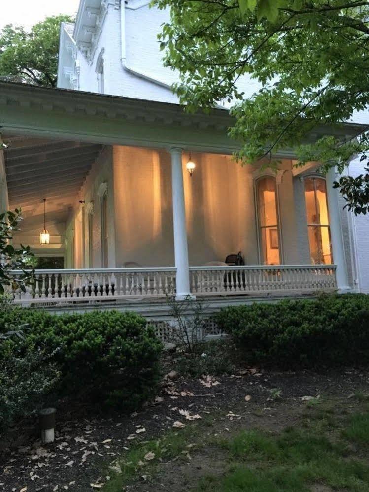 Susquehanna Manor 2*