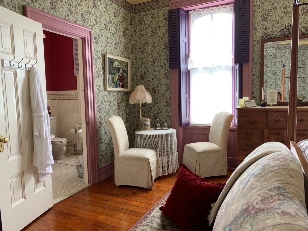 Susquehanna Manor Bed and breakfast